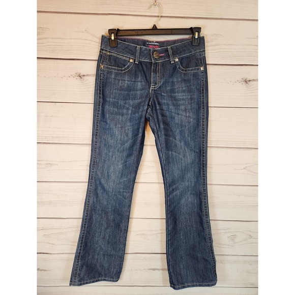 Wrangler Women's Blue Solid Low Rise Five Pockets Straight Leg Jeans Size 32 - Picture 1 of 7